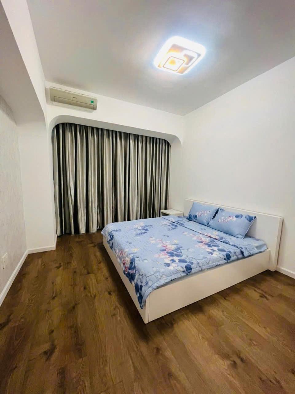 Căn hộ Ho 03 Phong Ngu O Garden Court 1 Quan 7 *